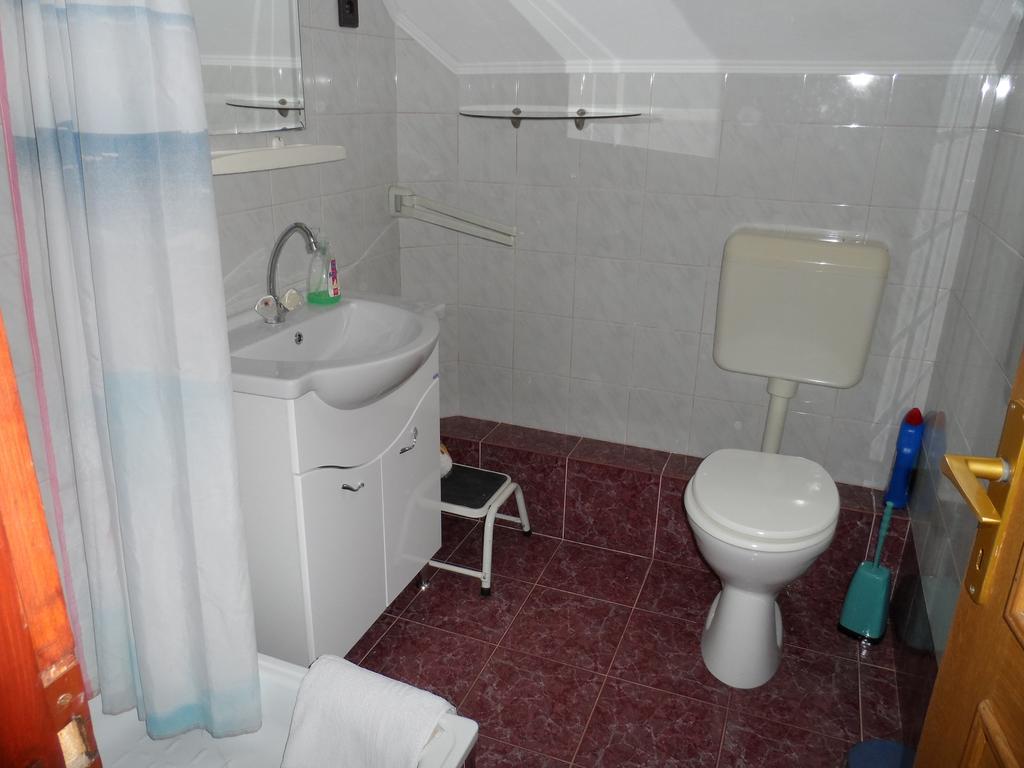 Apartman Berki Heviz Luaran gambar